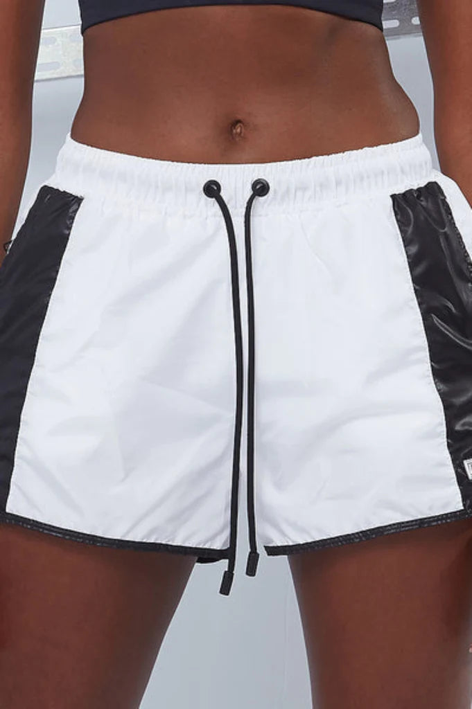 Shorts White Black Stripes